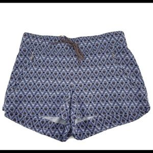 Athleta Baja Geometric Print Shorts